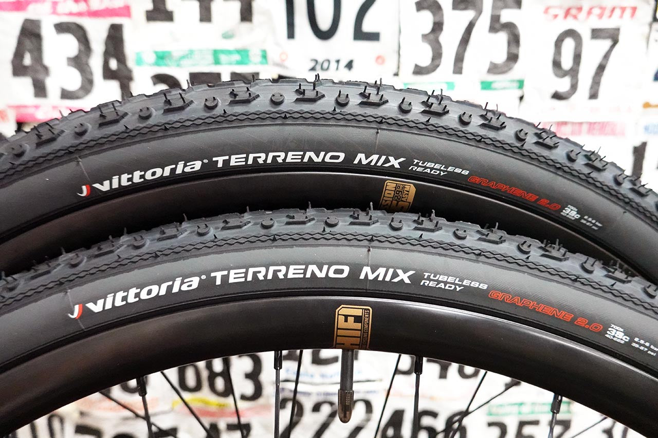 Vittoria CX / Gravel Tubeless Tires