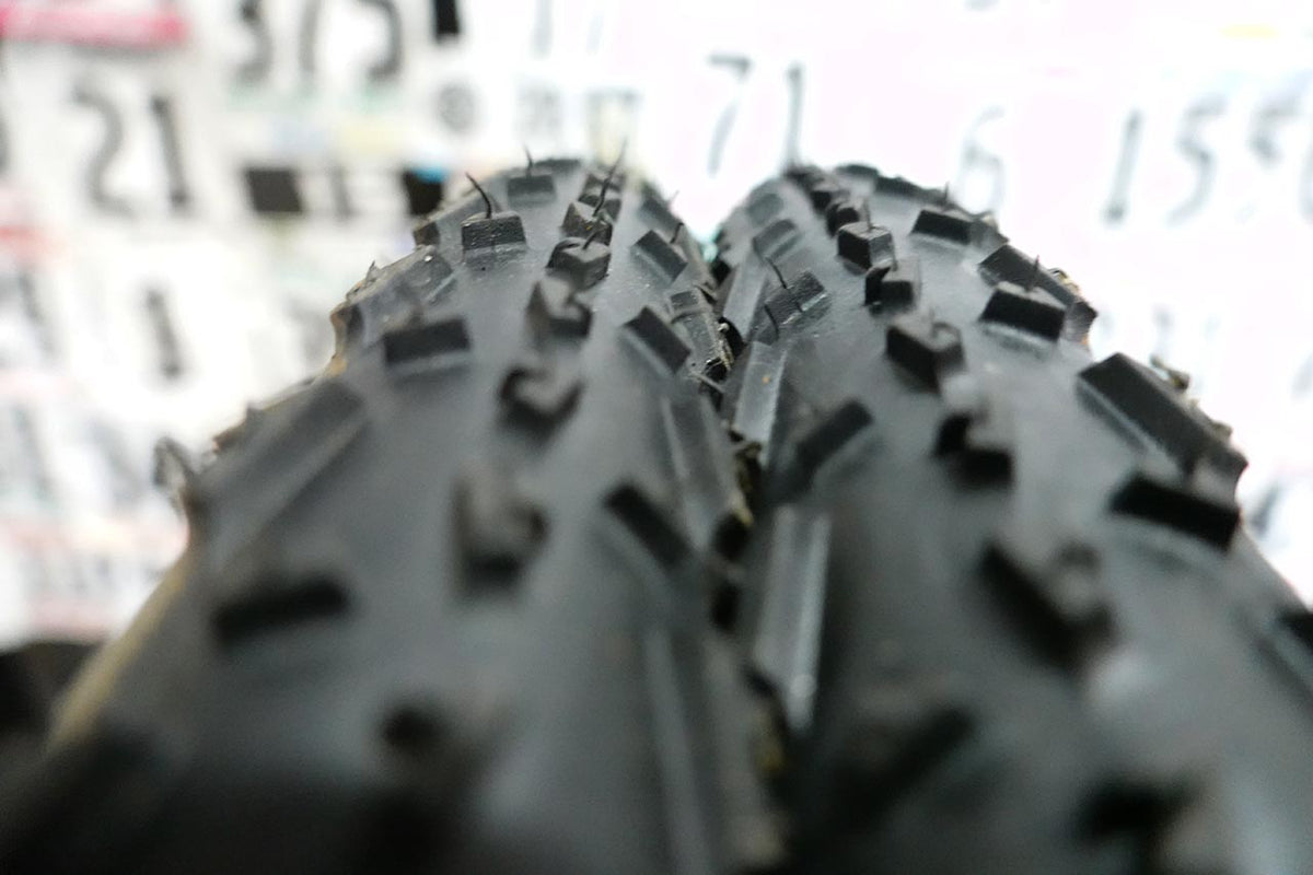 Dugast Dugast 700x33 Tubular Cyclocross Tires – HiFi Sound Cycling Components